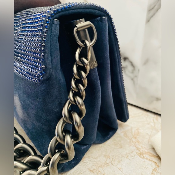 Versace Gold Palazzo Sultan Medusa Swarovski Crystal. - Picture 3 of 10